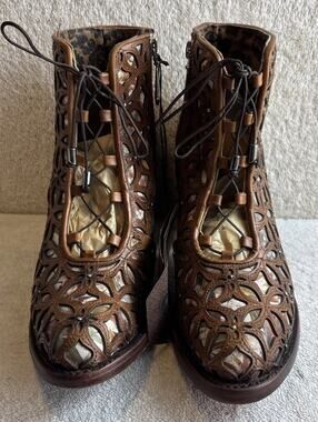 Cuadra Women's Ankle Boots made by Cuadra Boots Size 6.5 M 27059